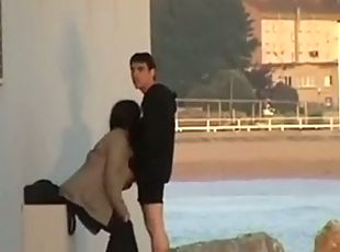 Voyeur busts a teen fucking in public