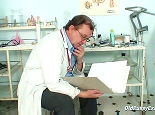 doctor, revisión-ginecológica
