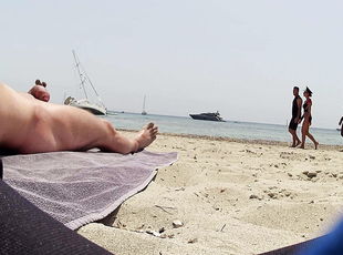 nudisti, pubblici, cazzi-enormi, spiaggia, donne-vestite-uomini-nudi, rivelazione-di-parti-del-corpo
