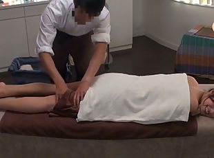 Private Oil Massage Salon for Married Woman 1.3 (Censored)