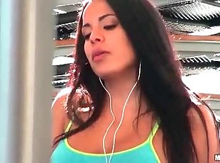 Upskirt tease voyeur video with gym chick